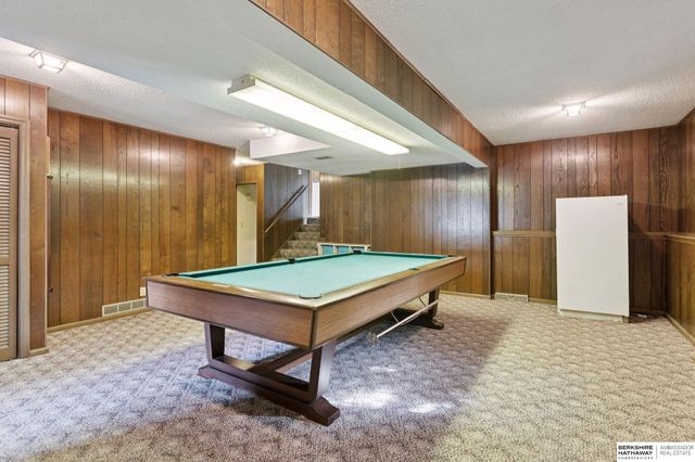 12605 Oakair Drive, Omaha, NE 68137