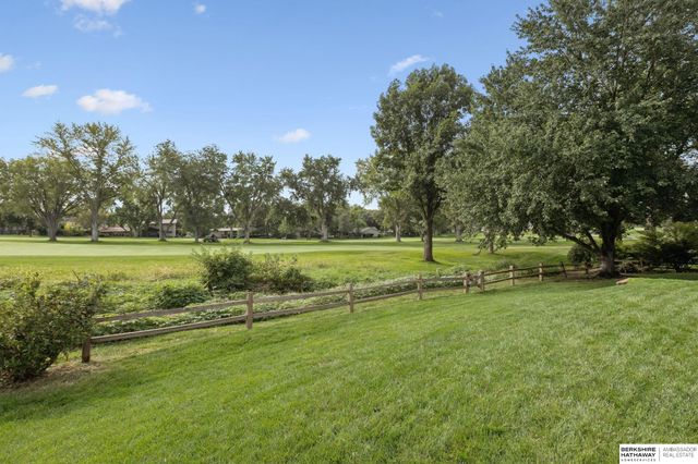 12605 Oakair Drive, Omaha, NE 68137