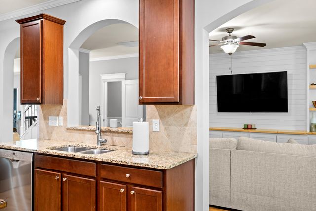 252 Overcup Loop, Summerville, SC 29486