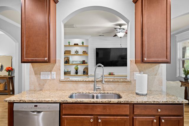 252 Overcup Loop, Summerville, SC 29486