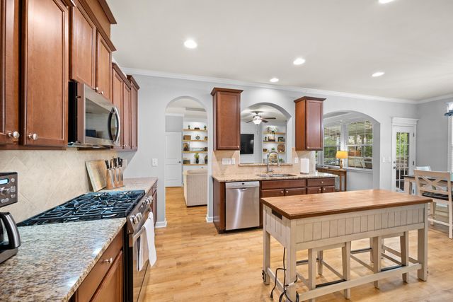 252 Overcup Loop, Summerville, SC 29486