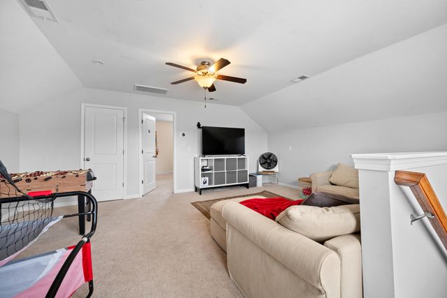 252 Overcup Loop, Summerville, SC 29486