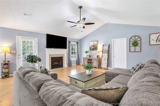 365 Chestnut Drive, Raeford, NC 28376