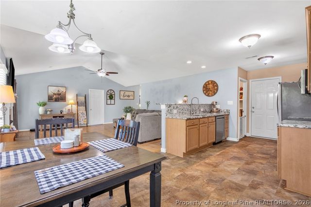 365 Chestnut Drive, Raeford, NC 28376