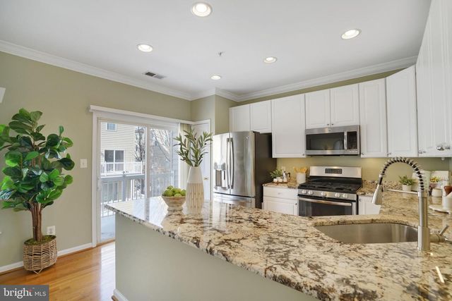 197 MARTIN LN, Alexandria, VA 22304