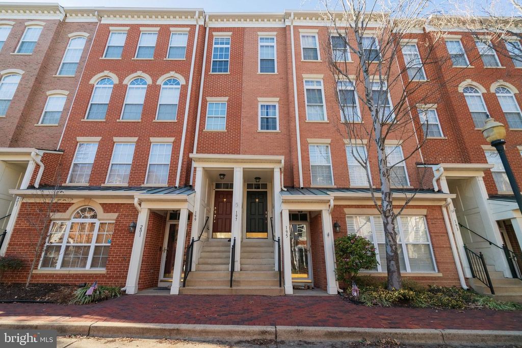 197 MARTIN LN, Alexandria, VA 22304