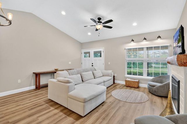 9054 LINCOLN ROAD, St Cloud, FL 34773