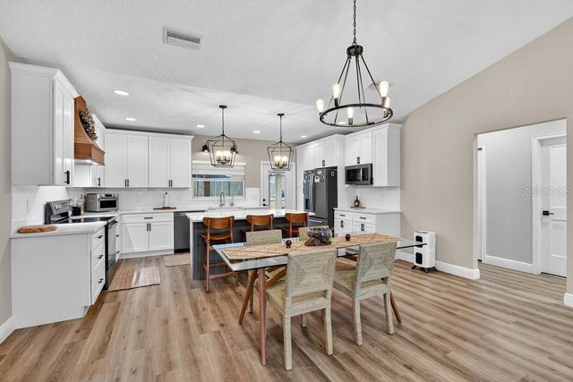 9054 LINCOLN ROAD, St Cloud, FL 34773