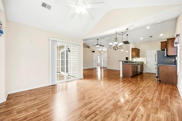 3146 Shorecrest Bay Dr., Murrells Inlet, SC 29576