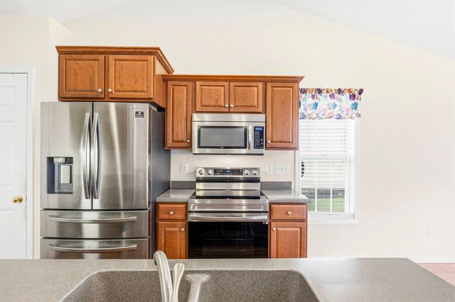 3146 Shorecrest Bay Dr., Murrells Inlet, SC 29576