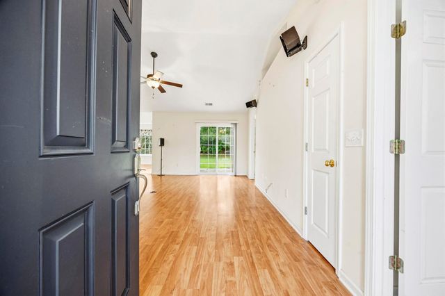 3146 Shorecrest Bay Dr., Murrells Inlet, SC 29576