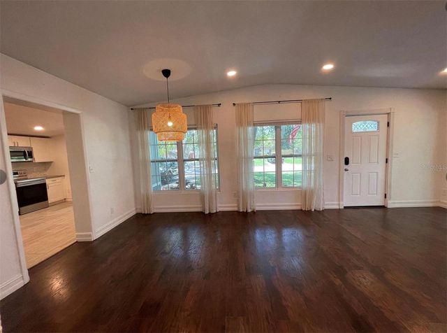 331 E 6TH STREET, Oviedo, FL 32766