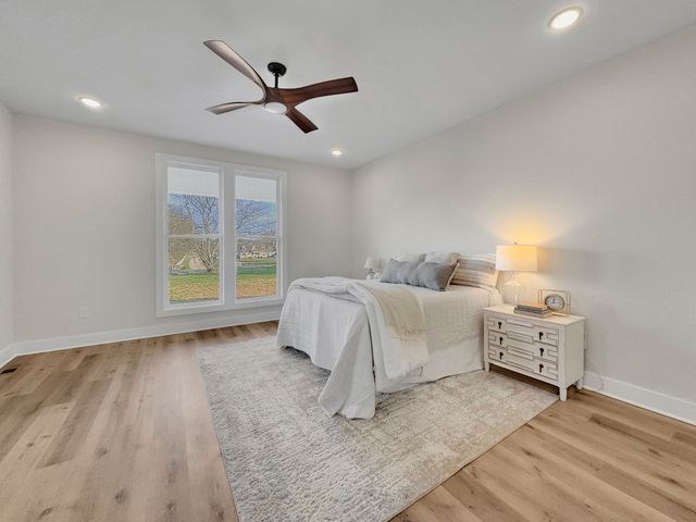 777 Rock Springs Rd, Castalian Springs, TN 37031