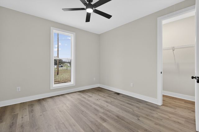 777 Rock Springs Rd, Castalian Springs, TN 37031