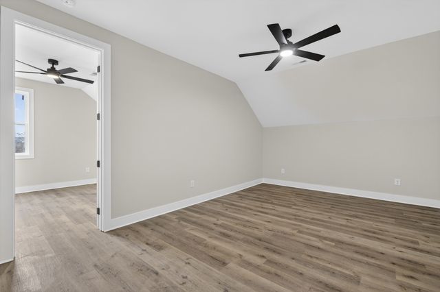 777 Rock Springs Rd, Castalian Springs, TN 37031