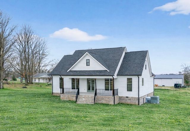 777 Rock Springs Rd, Castalian Springs, TN 37031