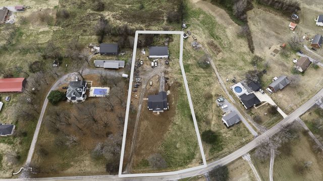 777 Rock Springs Rd, Castalian Springs, TN 37031
