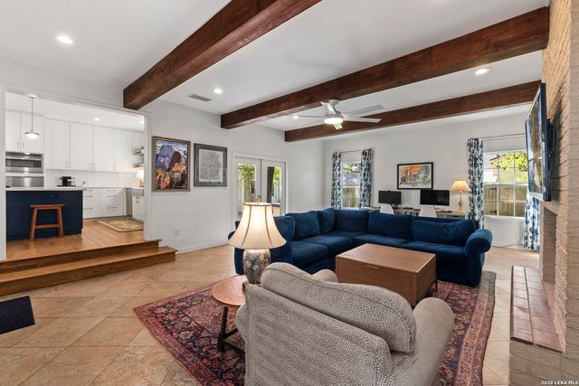 222 Retama, San Antonio, TX 78209