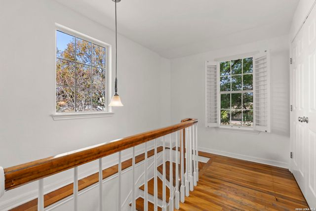 222 Retama, San Antonio, TX 78209