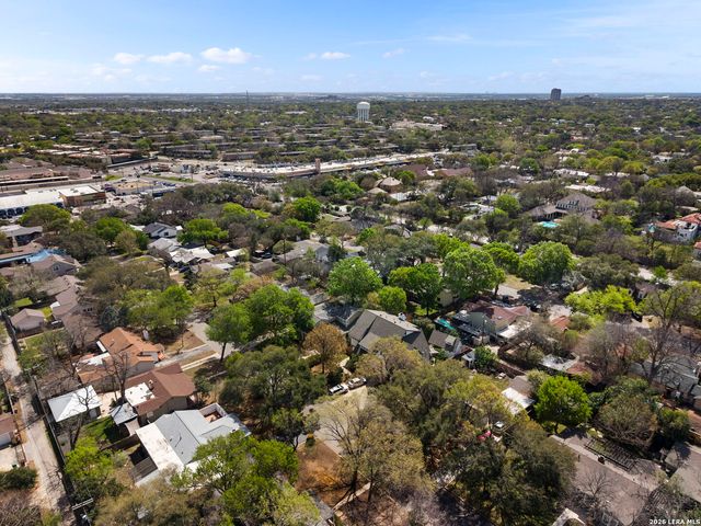 222 Retama, San Antonio, TX 78209