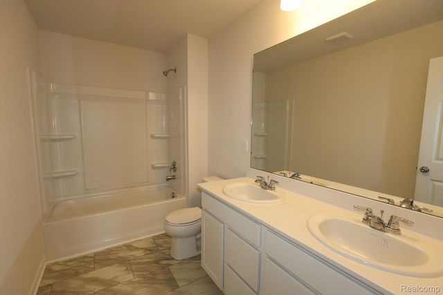 54757 Mockingbird, Chesterfield Township, MI 48047