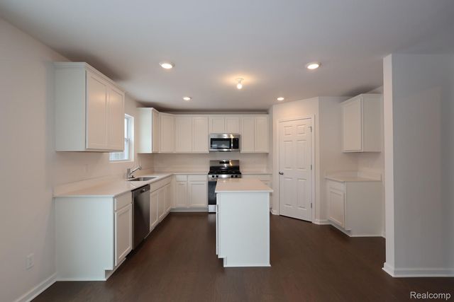 54757 Mockingbird, Chesterfield Township, MI 48047