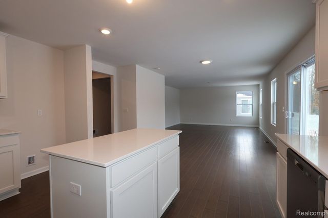 54757 Mockingbird, Chesterfield Township, MI 48047