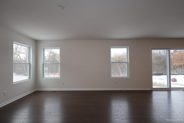 54757 Mockingbird, Chesterfield Township, MI 48047