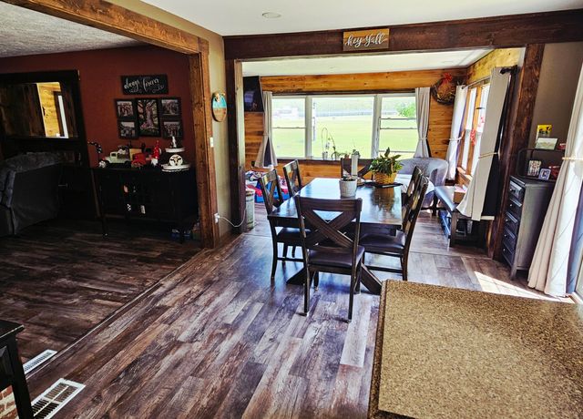 58636 M 40, Jones, MI 49061