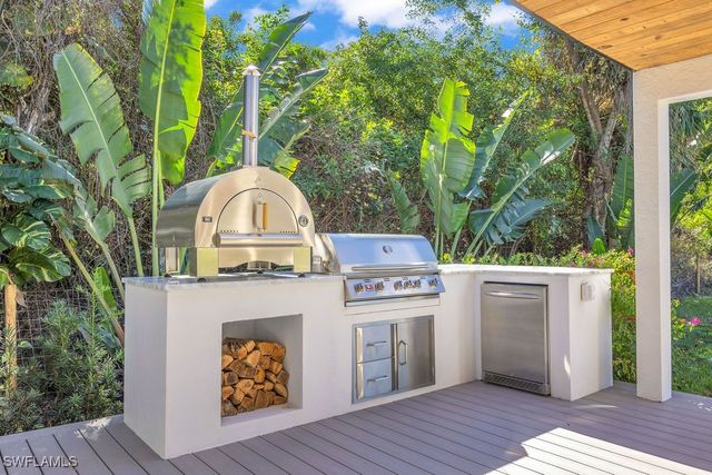 3155 64th ST SW, Naples, FL 34105