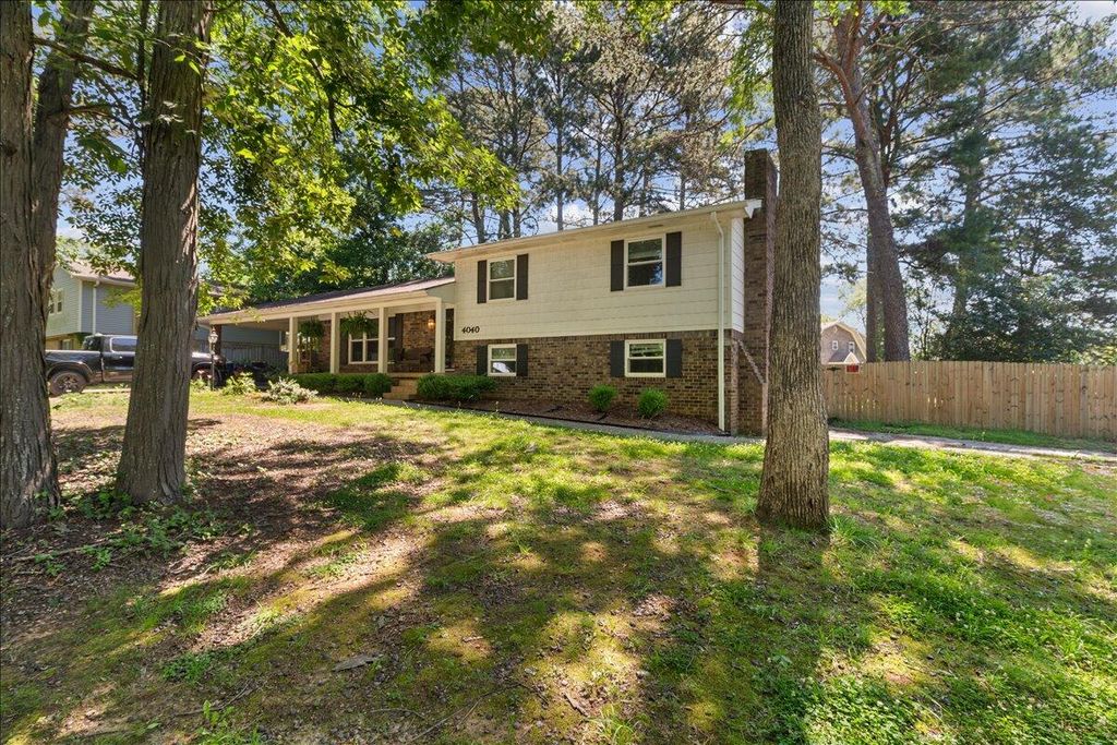 4040 Tomahawk Circle NW, Cleveland, TN 37312