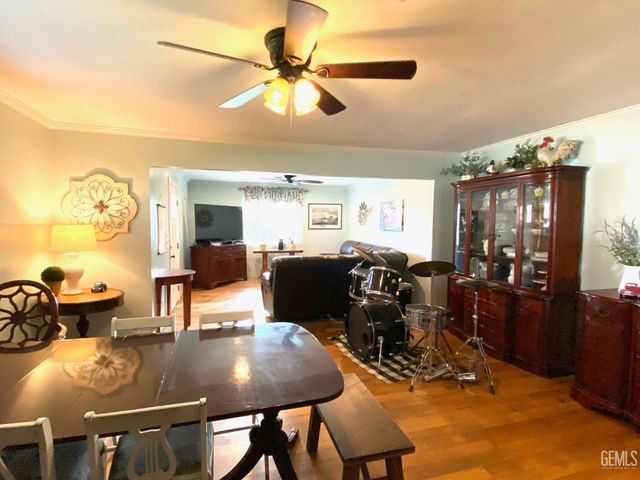 10517 McCormac Avenue, Bakersfield, CA 93307