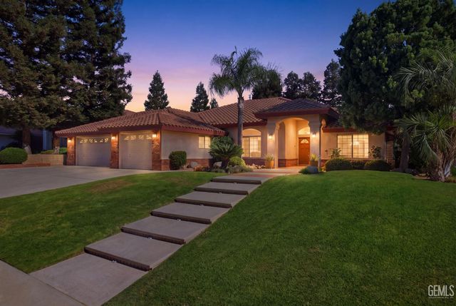 7408 Morningstar Avenue, Bakersfield, CA 93306