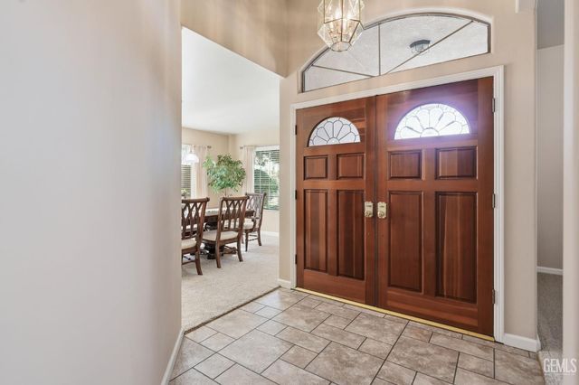 7408 Morningstar Avenue, Bakersfield, CA 93306