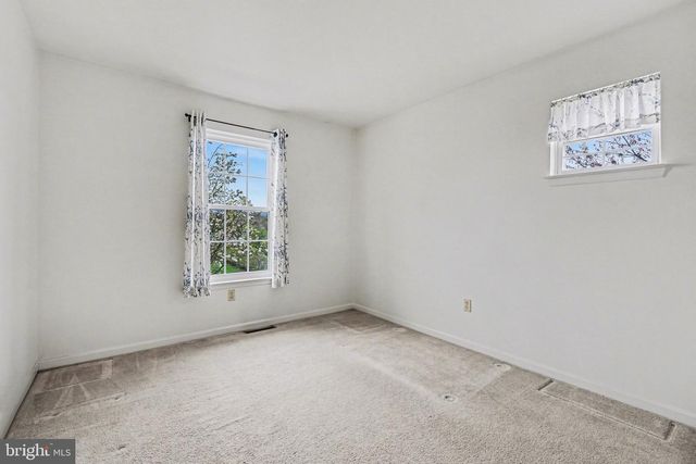 1936 DAYBREAK CIR, Harrisburg, PA 17110