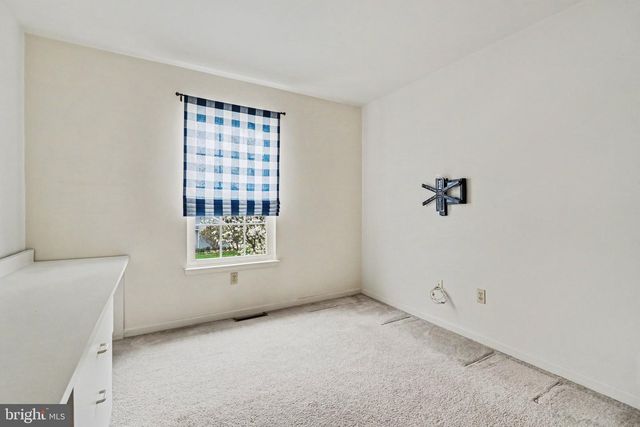 1936 DAYBREAK CIR, Harrisburg, PA 17110