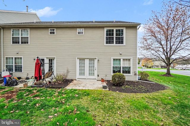 1936 DAYBREAK CIR, Harrisburg, PA 17110