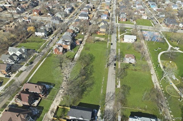 2179 Townsend Street, Detroit, MI 48214