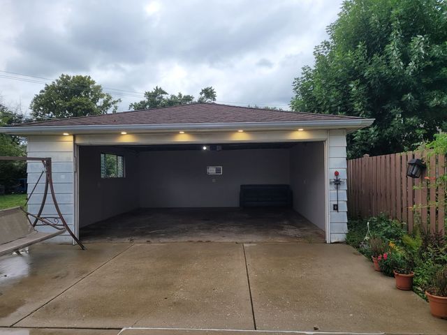 9104 Oleander Avenue, Morton Grove, IL 60053