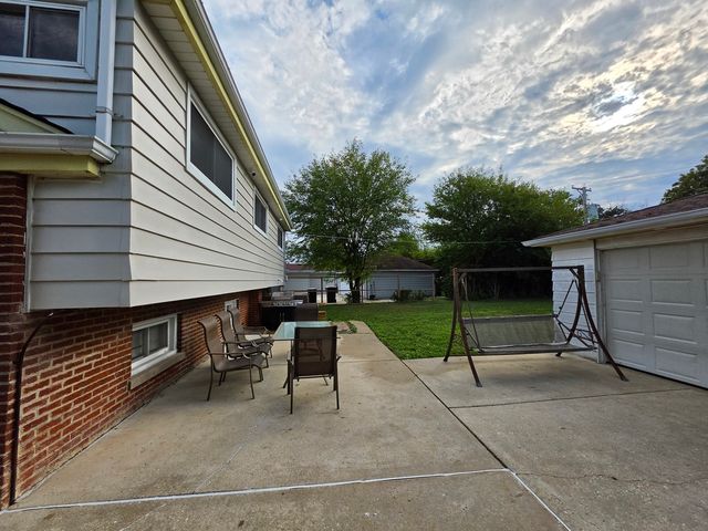 9104 Oleander Avenue, Morton Grove, IL 60053
