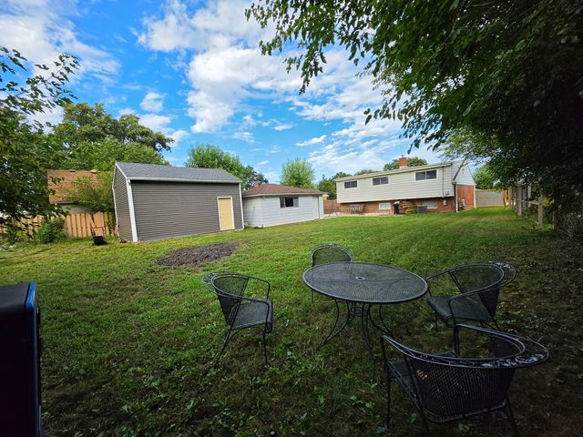 9104 Oleander Avenue, Morton Grove, IL 60053