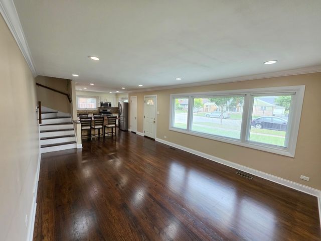 9104 Oleander Avenue, Morton Grove, IL 60053
