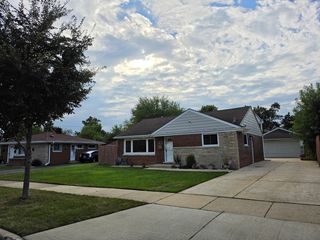 9104 Oleander Avenue, Morton Grove, IL 60053