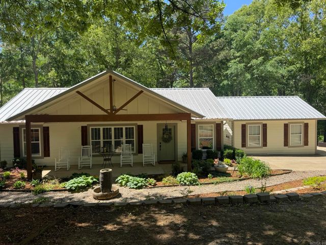 150 Old Schoolhouse Road, Beebe, AR 72012
