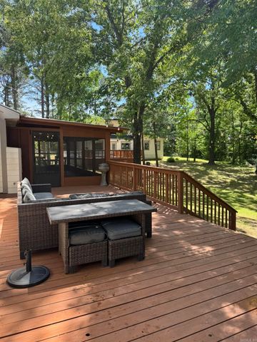 150 Old Schoolhouse Road, Beebe, AR 72012