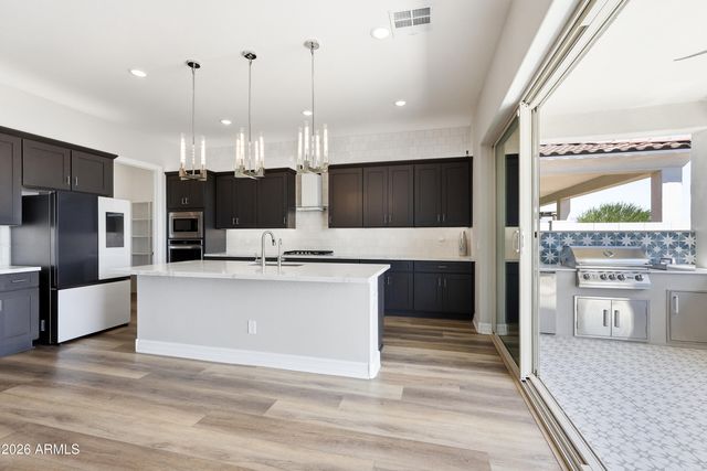 18589 W Thunderhill Place, Goodyear, AZ 85338