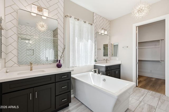 18589 W Thunderhill Place, Goodyear, AZ 85338