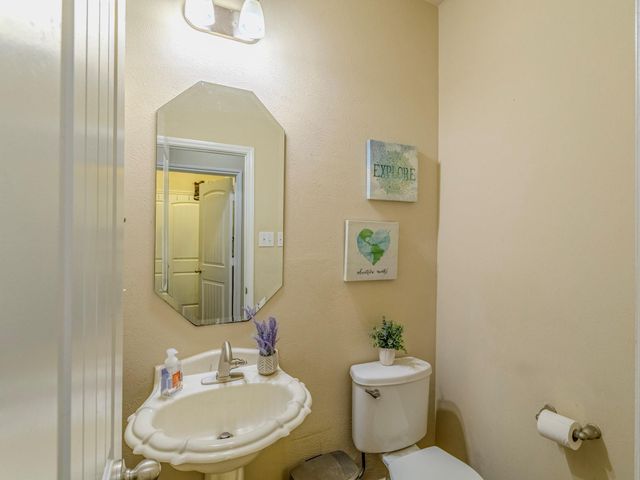 8119 Sweetstone Grove Court, Cypress, TX 77433