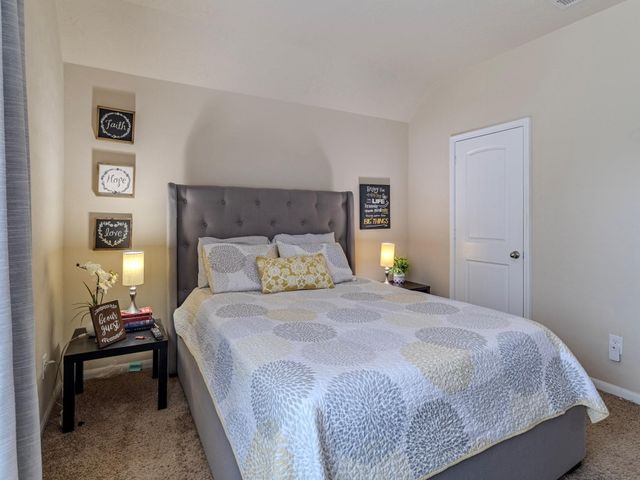 8119 Sweetstone Grove Court, Cypress, TX 77433