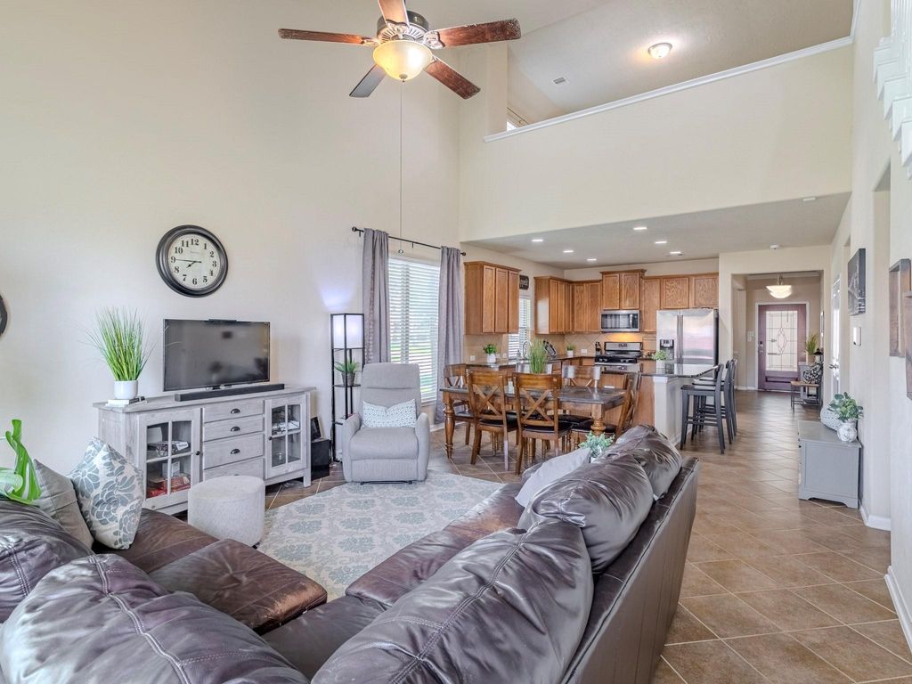 8119 Sweetstone Grove Court, Cypress, TX 77433